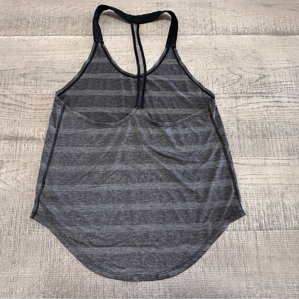 Nike Black and Grey RacerBack Workout Tank Size Small - Picture 3 of 7